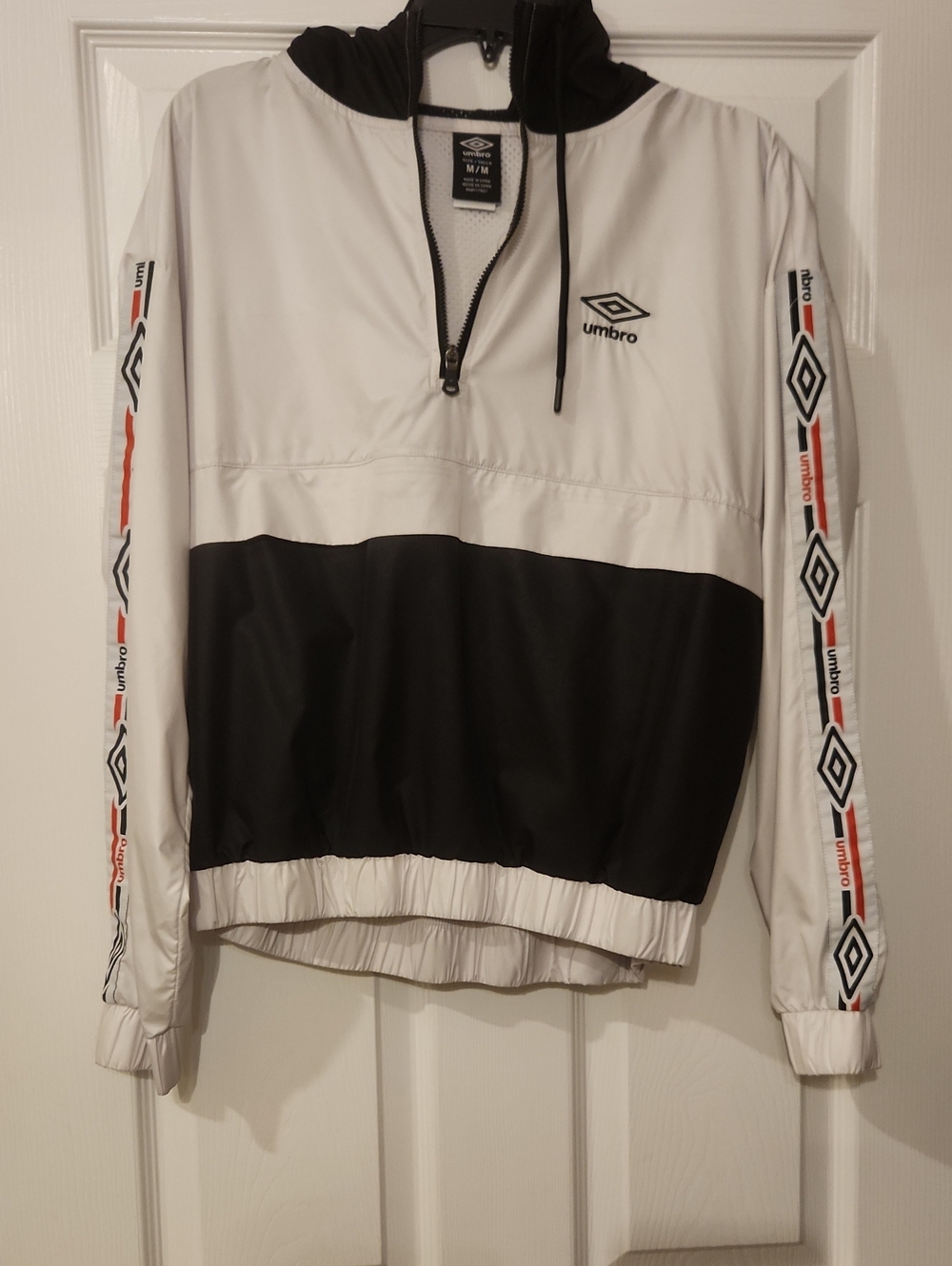 Umbro White Black and Red Half-Zip Hooded Jacket